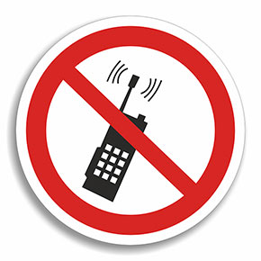 Мобильный телефон запрещен